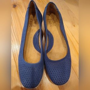 Eur 36.5 Cobalt blue naturalized wedges